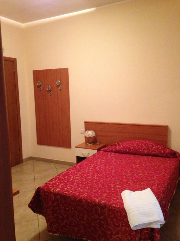 Affittacamere Flavia Roma Ostia Pokój zdjęcie
